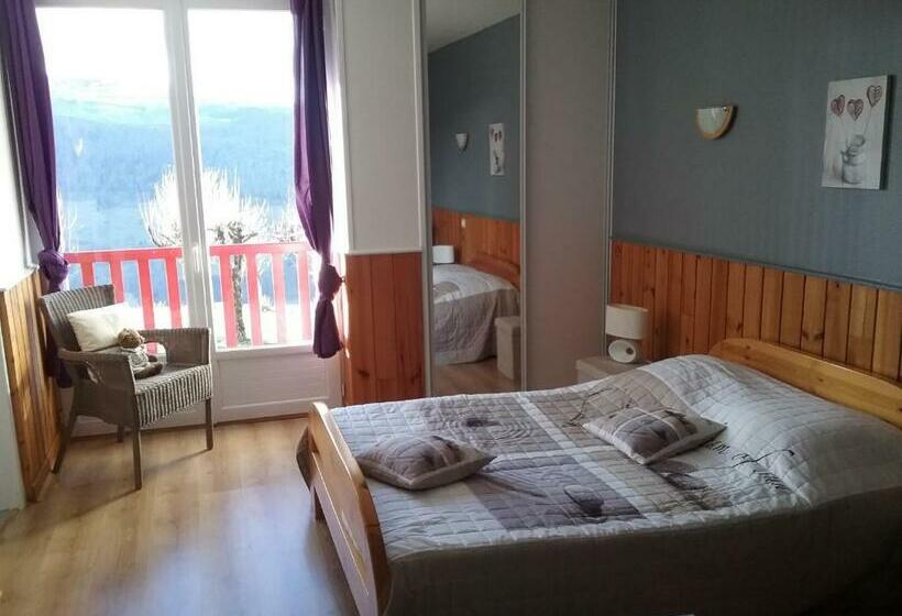 Номер Стандарт Вид на Горы, Auberge Du Col De Neronne