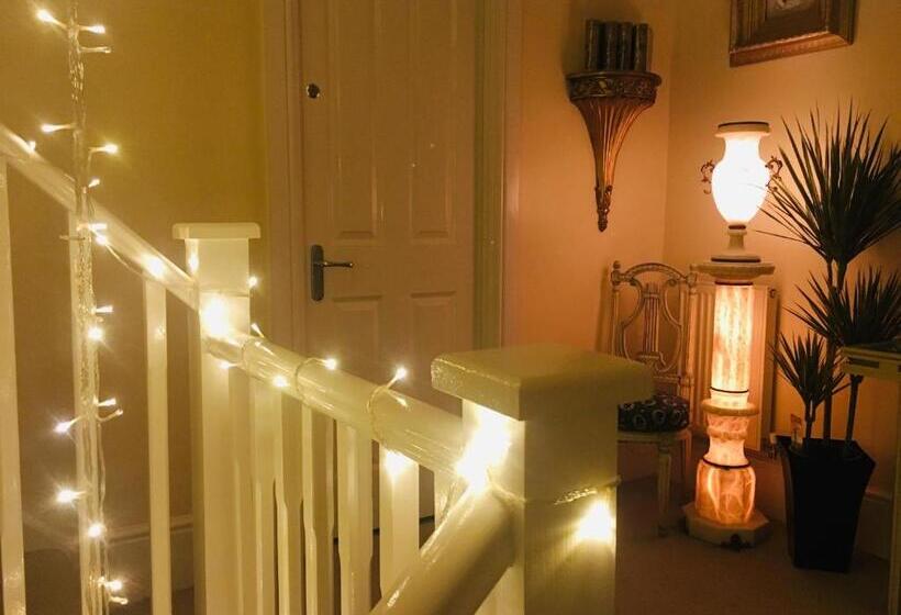 Номер Deluxe, Upton Country Park Guest House