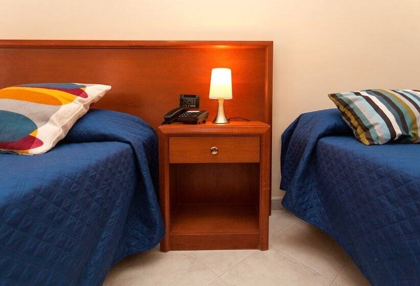 اتاق کلاسیک سه تخته, B&b Al Piazza Marina
