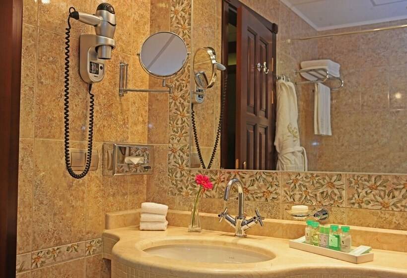 Номер Deluxe, Grand Hotel Polyana