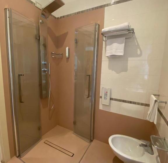 Quarto Deluxe Vista Mar, Barion Hotel & Congressi