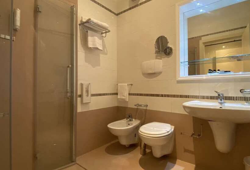 Quarto Deluxe Vista Mar, Barion Hotel & Congressi
