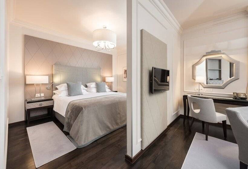 Suite, Bastion Heritage Hotel   Relais & Châteaux