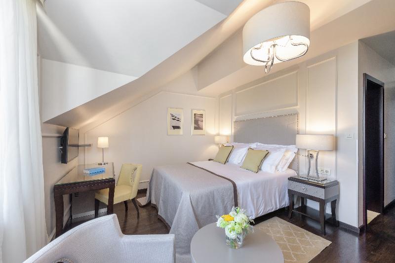 اتاق استاندارد, Bastion Heritage Hotel   Relais & Châteaux