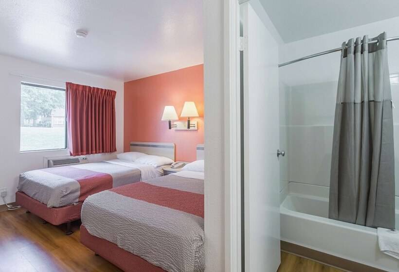Номер Стандарт 2 Двуспальные Кровати, Motel 6 Goodlettsville, Tn  Nashville