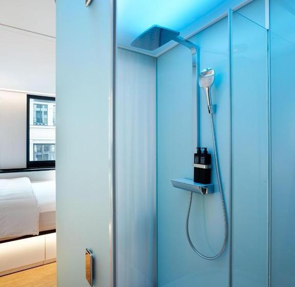 キングサイズベッドのスタンダードルーム, Citizenm Paris Champselysees
