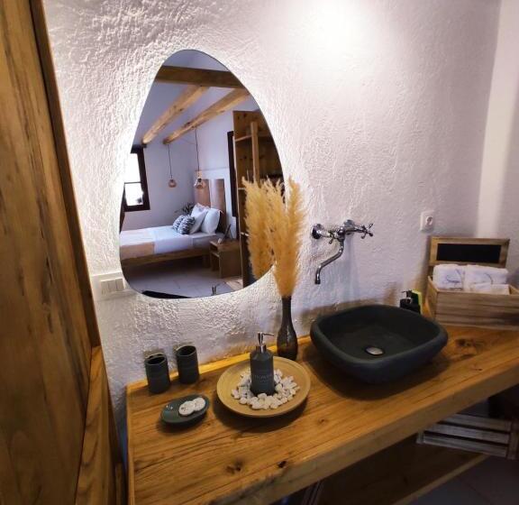带1个卧室的带海景的公寓, Spongia Apartments Kalymnos