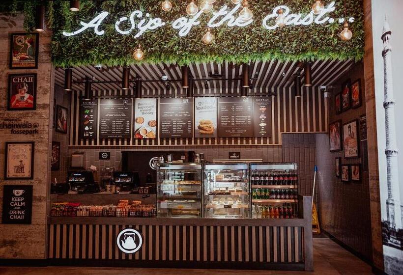 Номер Стандарт, Maitrise Hotel Maida Vale   London