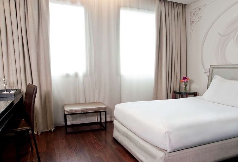 Номер Стандарт, NH Buenos Aires Tango