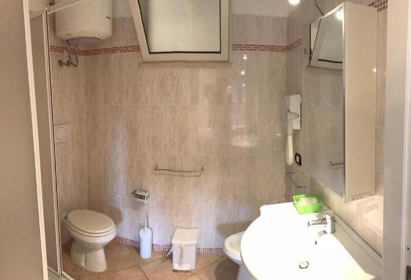 آپارتمان 1 خوابه با چشم‌انداز باغ, Residence Il Tombolo