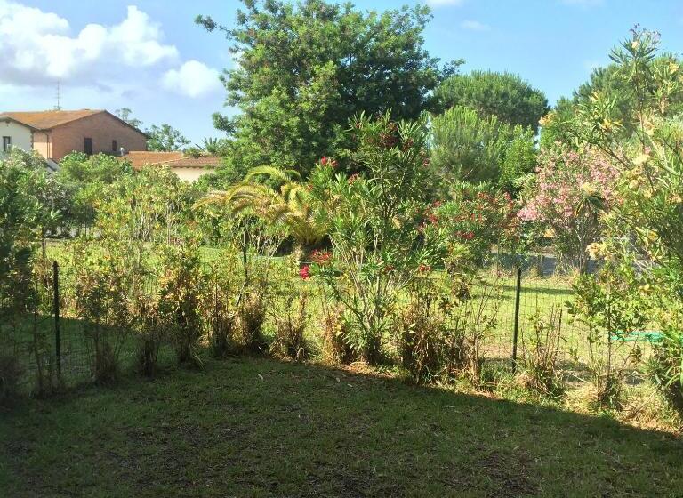 آپارتمان 1 خوابه با چشم‌انداز باغ, Residence Il Tombolo