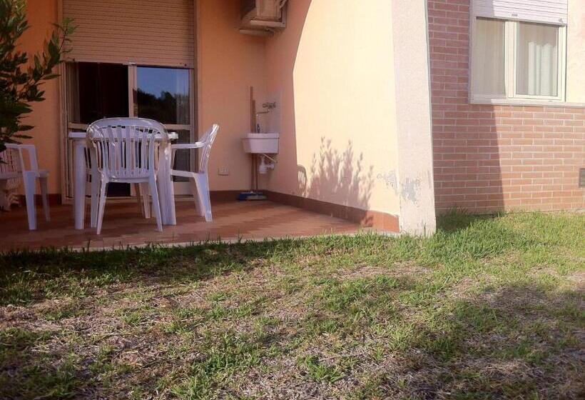 آپارتمان 1 خوابه با چشم‌انداز باغ, Residence Il Tombolo
