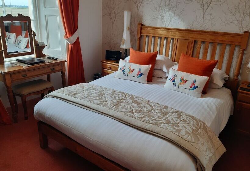 اتاق استاندارد, The Spindrift Guest House