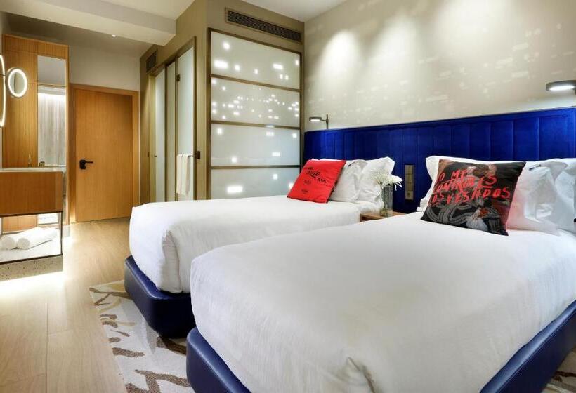 חדר סטנדרט, Hard Rock Hotel Madrid