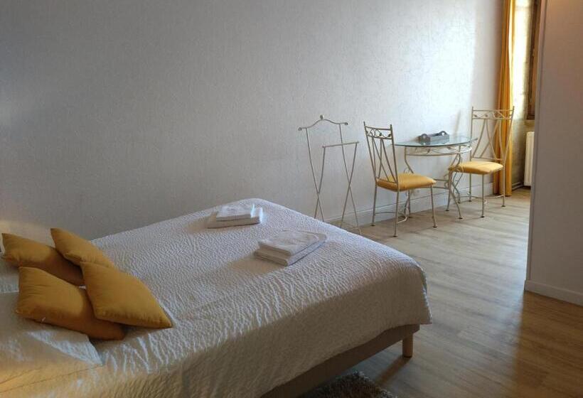 Номер Стандарт, Le Pressoir Chambres D Hôtes