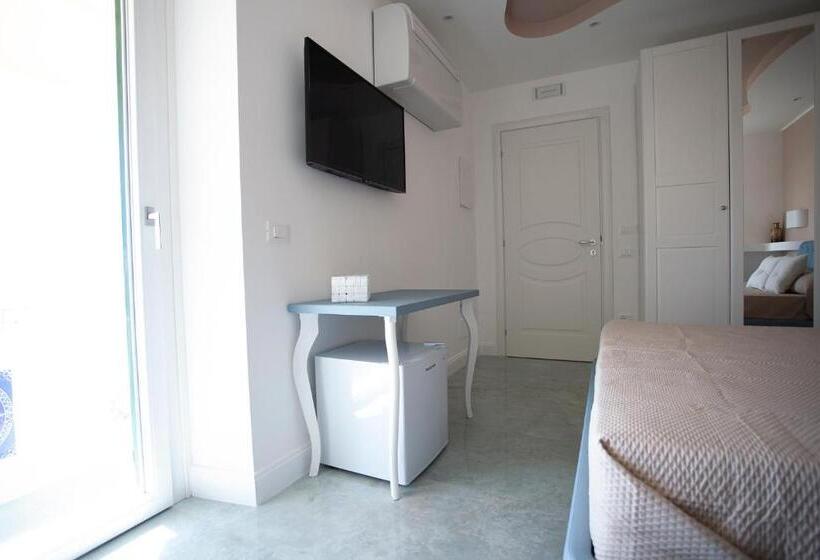 스탠다드 룸, Cavalieri D Oro Luxury House