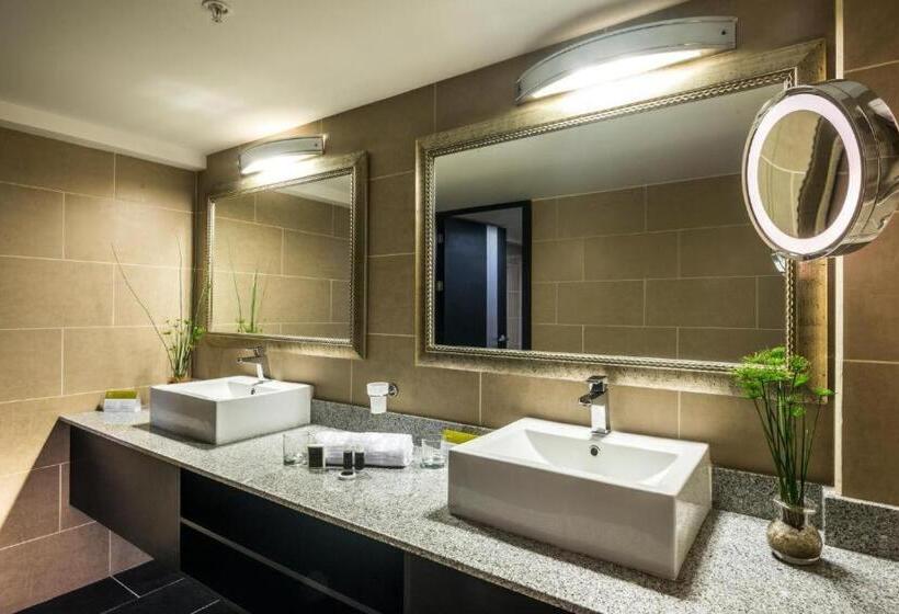 패밀리 룸, Urban Green Hotel & Suites