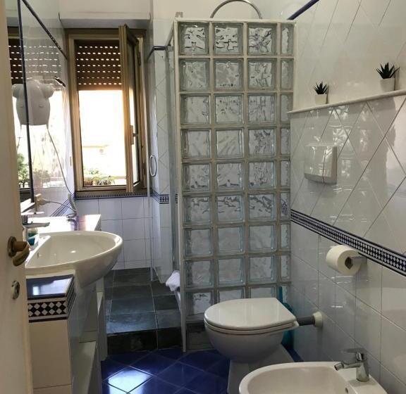 اتاق استاندارد سه نفره, Affittacamere Dianir