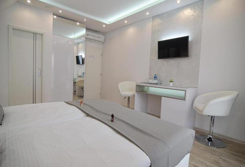 Номер Deluxe с Балконом, Residence Malva