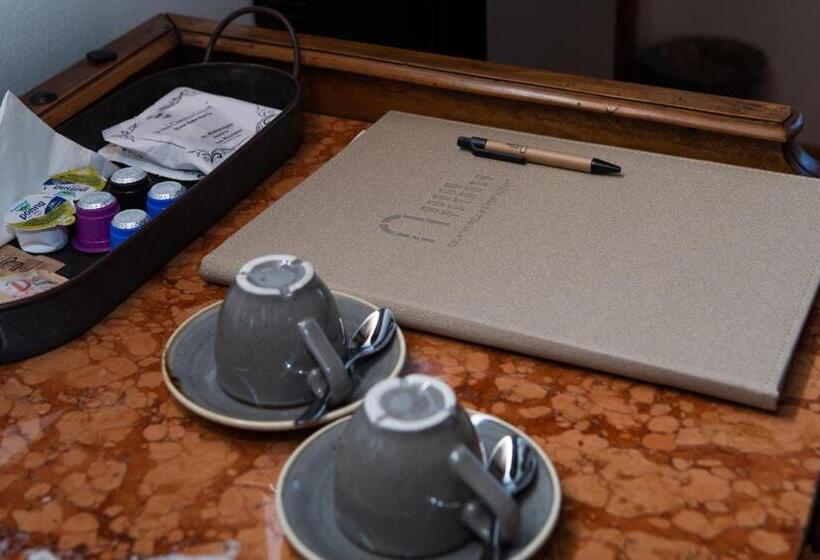 Номер Deluxe, Borgo Petroro