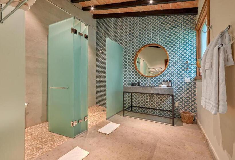 اتاق لوکس, Maxwell Residences At Indah