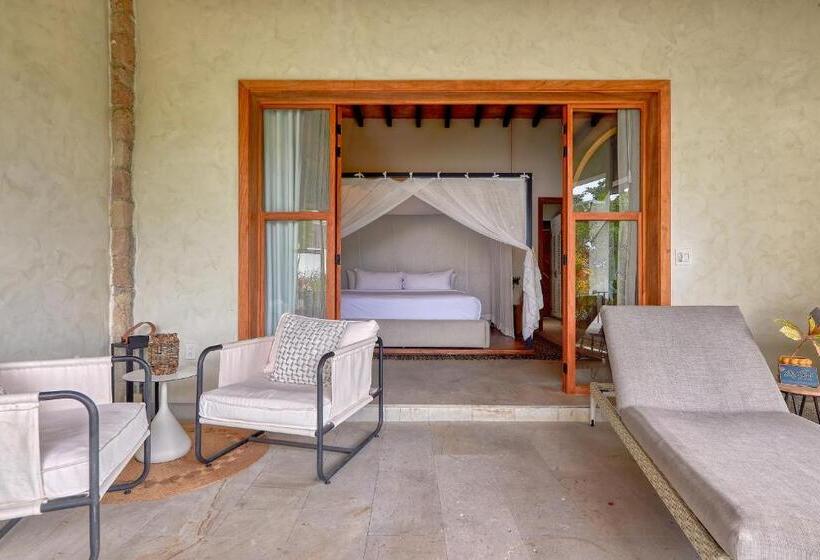 سوییت با استخر, Maxwell Residences At Indah