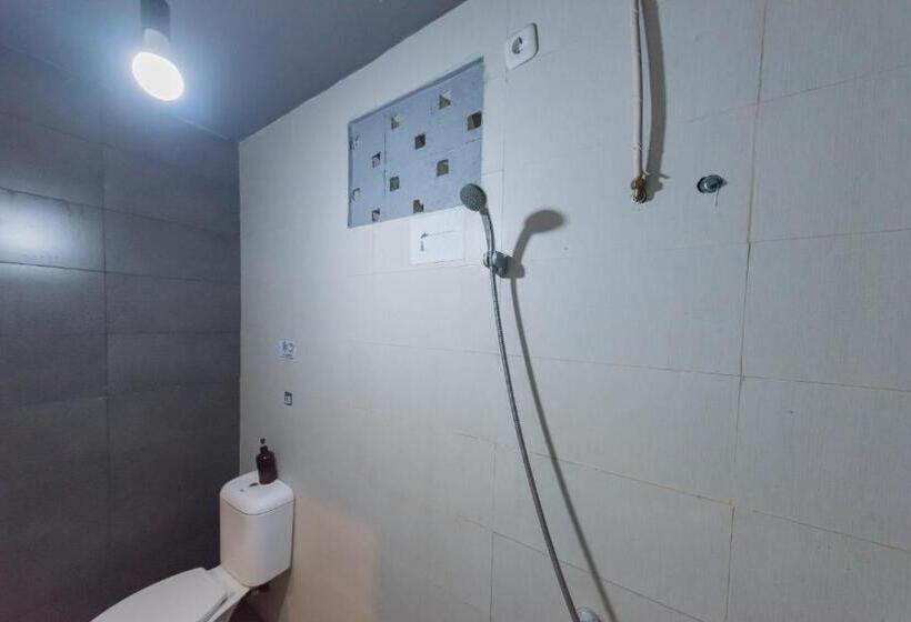 Люкс, Urbanview Hotel Cianjur City Park By Reddoorz