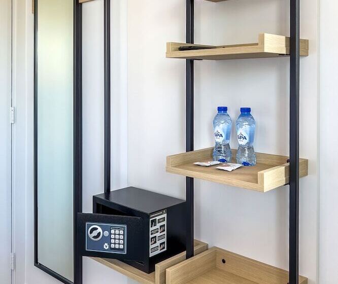 اتاق استاندارد, Dutch Design Hotel Vondelpark