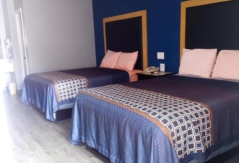Номер Стандарт, Coachman S Inn & Suites