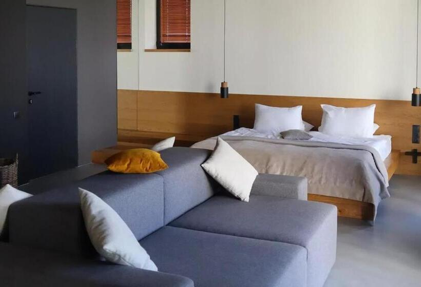 سوییت, шпиці Hotel & Spa