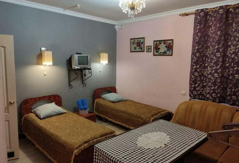 Quarto Estandar, готель маєток