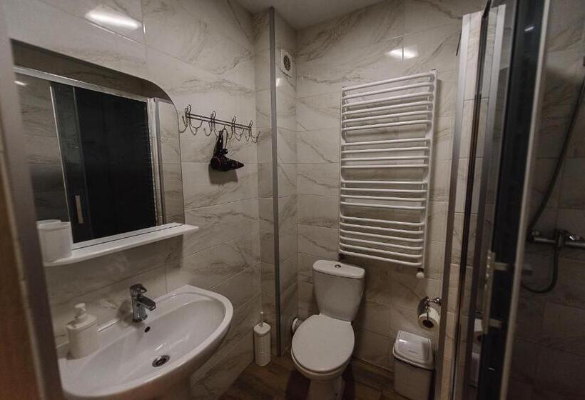 اتاق لوکس سه تخته, Brooklyn 2