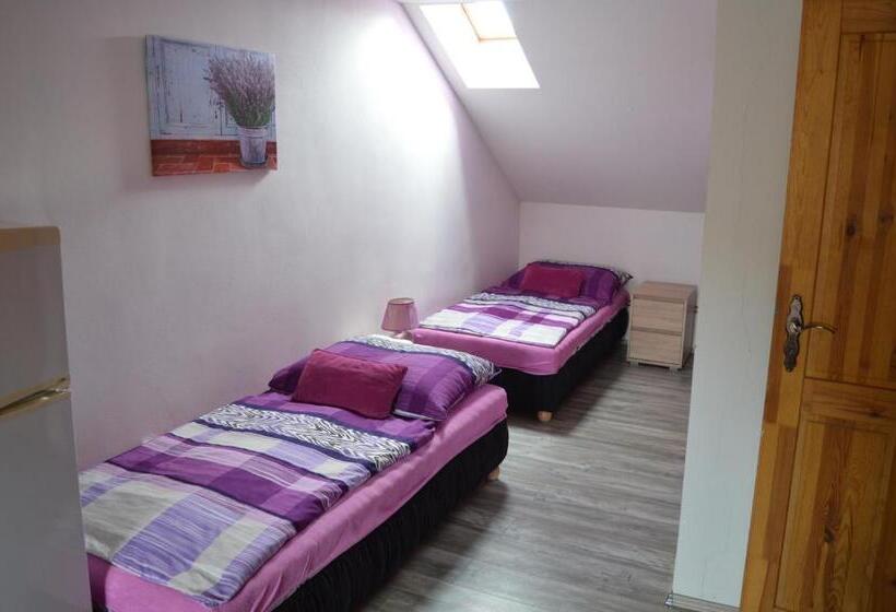 Четырехместный Номер Стандарт, Guest House Haklův Mlýn
