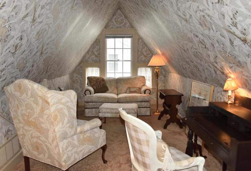 Люкс Deluxe Кровать Кинг, Yelton Manor Bed And Breakfast