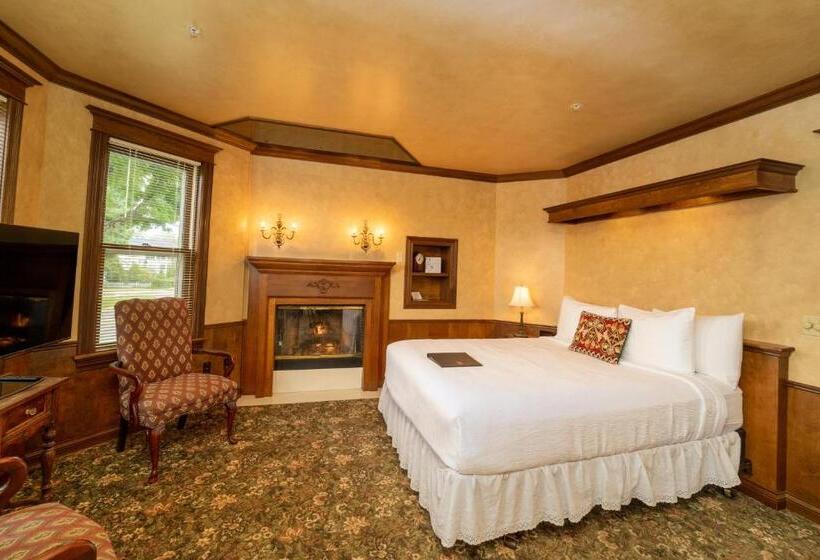 Люкс Повышенной Комфортности, Yelton Manor Bed And Breakfast