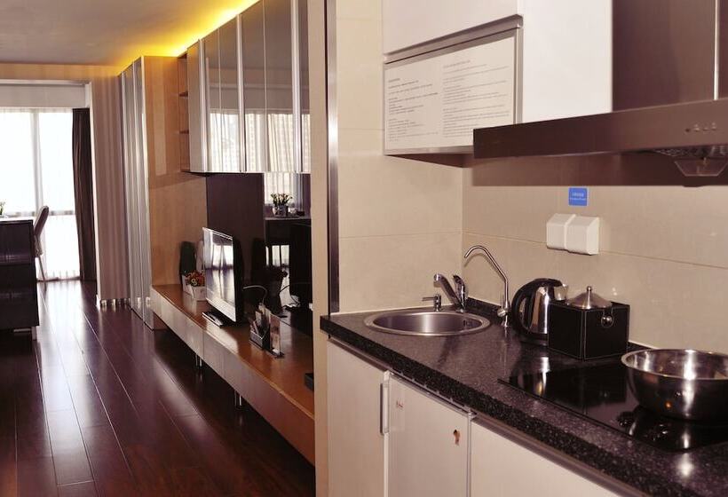 Номер Стандарт, Qingdao Housing International