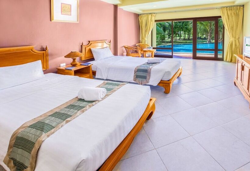 Номер Superior, Khaolak Mohintara Resort