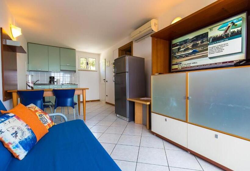آپارتمان 1 خوابه با بالکن و چشم‌انداز دریا, Splendid Resort