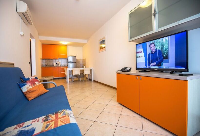 آپارتمان 1 خوابه با بالکن و چشم‌انداز دریا, Splendid Resort