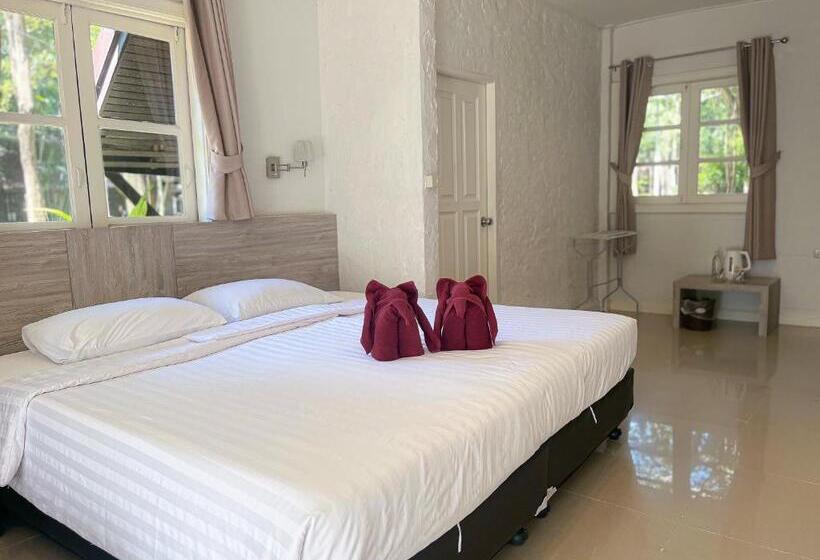 디럭스 룸, The Legacy River Kwai Resort
