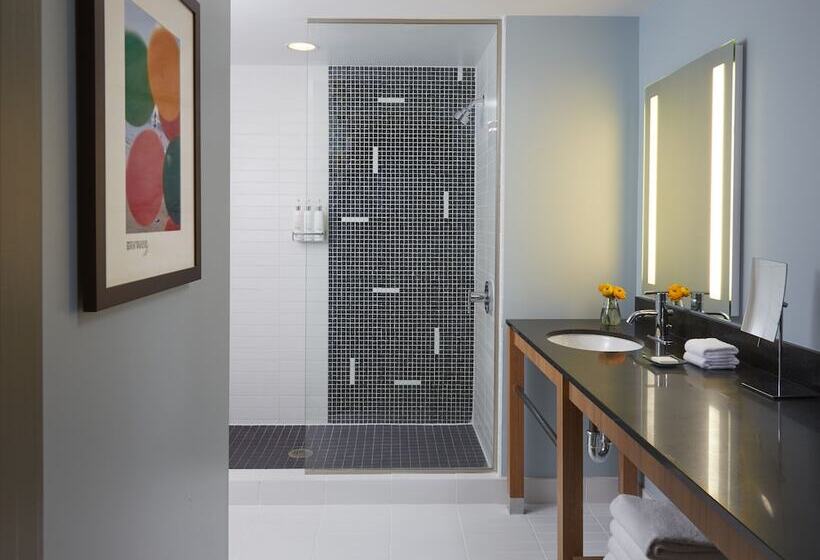Люкс 2 Спальни, Kimpton Shorebreak Huntington Beach Resort, An Ihg