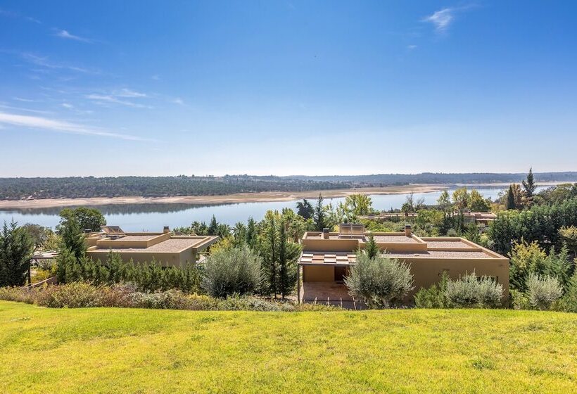 Вилла 3 Спальни с Бассейном, Ap Lago Montargil   Conference & Spa
