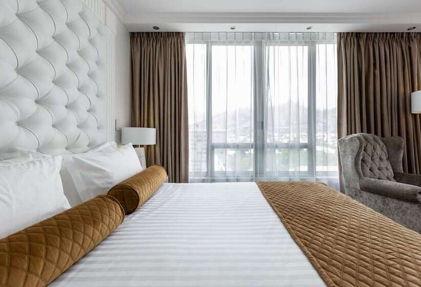 استودیوی لوکس, Pepperclub