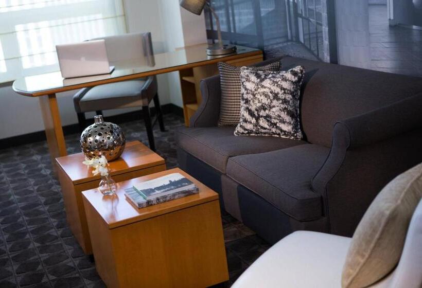Suite King Size Seng, Renaissance Chicago O Hare Suites