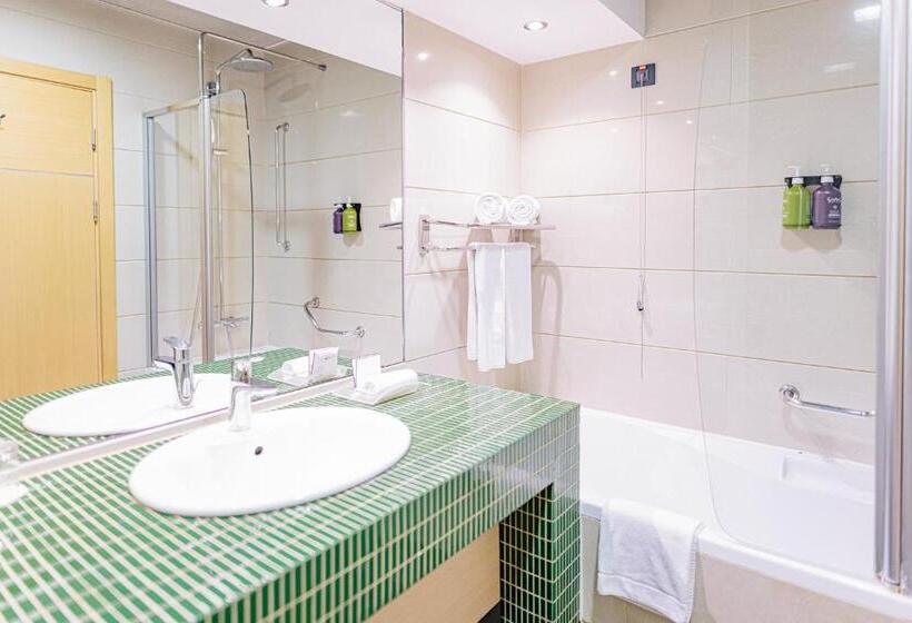 اتاق پرمیوم, Holiday Inn Belgrade By Ihg
