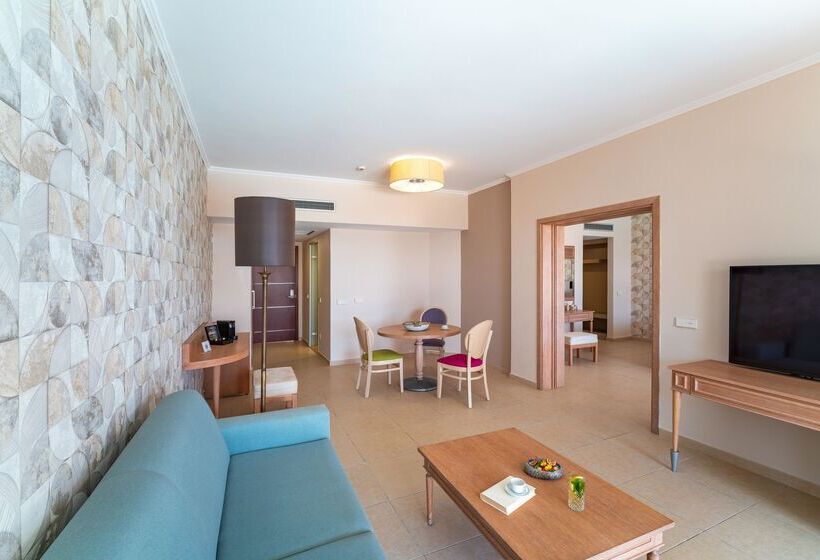 Королевский Люкс, Kresten Royal Euphoria Resort