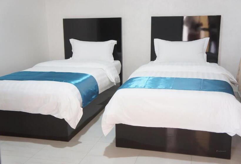 Люкс 2 Спальни, Valencia Hôtel & Appartements
