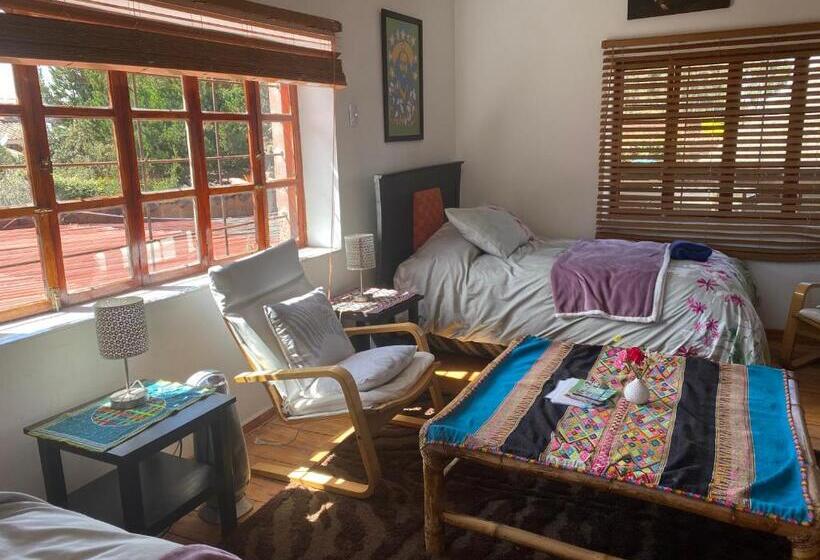 اتاق استاندارد چهارنفره با بالکن, Casa De La Gringa Mountain House