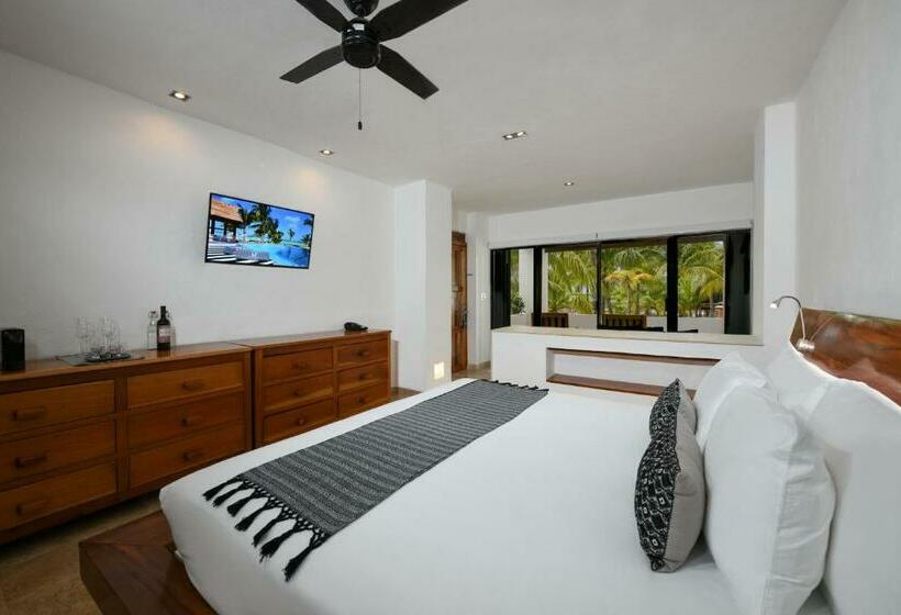 Junior Suite, Casa Del Jaguar Beach