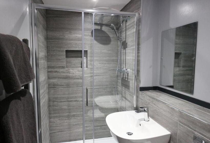 Номер Стандарт, Number 33 Room Only